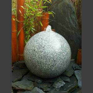Granit Kugel Srudelstein grau poliert 40cm 2
