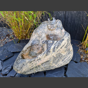 Bachlaufkaskaden Brunnen nordischer Granit