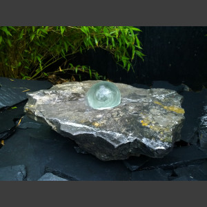 Belgisch Granit Brunnen mit drehender Glaskugel 10cm
