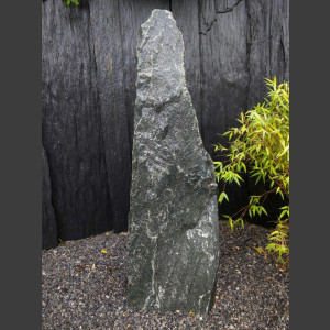 Monolith lila Marmor 95cm hoch