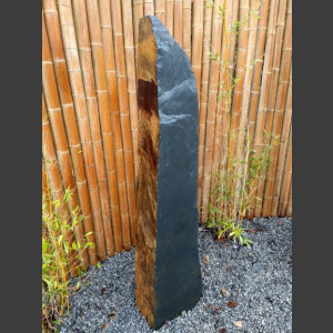 Monolith schwarz bunter Schiefer 135cm hoch