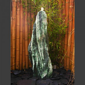 Atlantis Monolith Quellstein Spaltfelsen grüner Quarzit 120cm