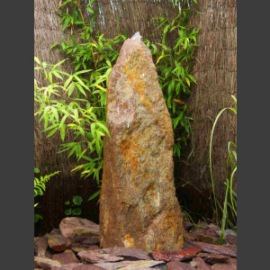 Schiefer Monolith Quellstein  rotbunt 95cm