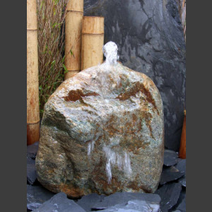 Findling Gartenbrunnen nordischer Granit 45cm1
