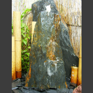 Schiefer Monolith Quellstein  graubraun 75cm1