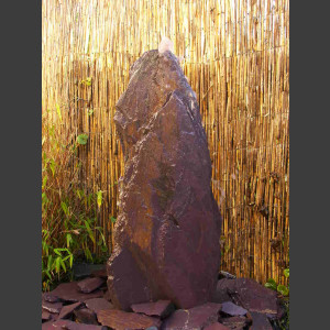 Schiefer Monolith Quellstein lila 75cm
