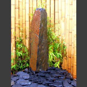 Schiefer Monolith Quellstein  graubraun 140cm