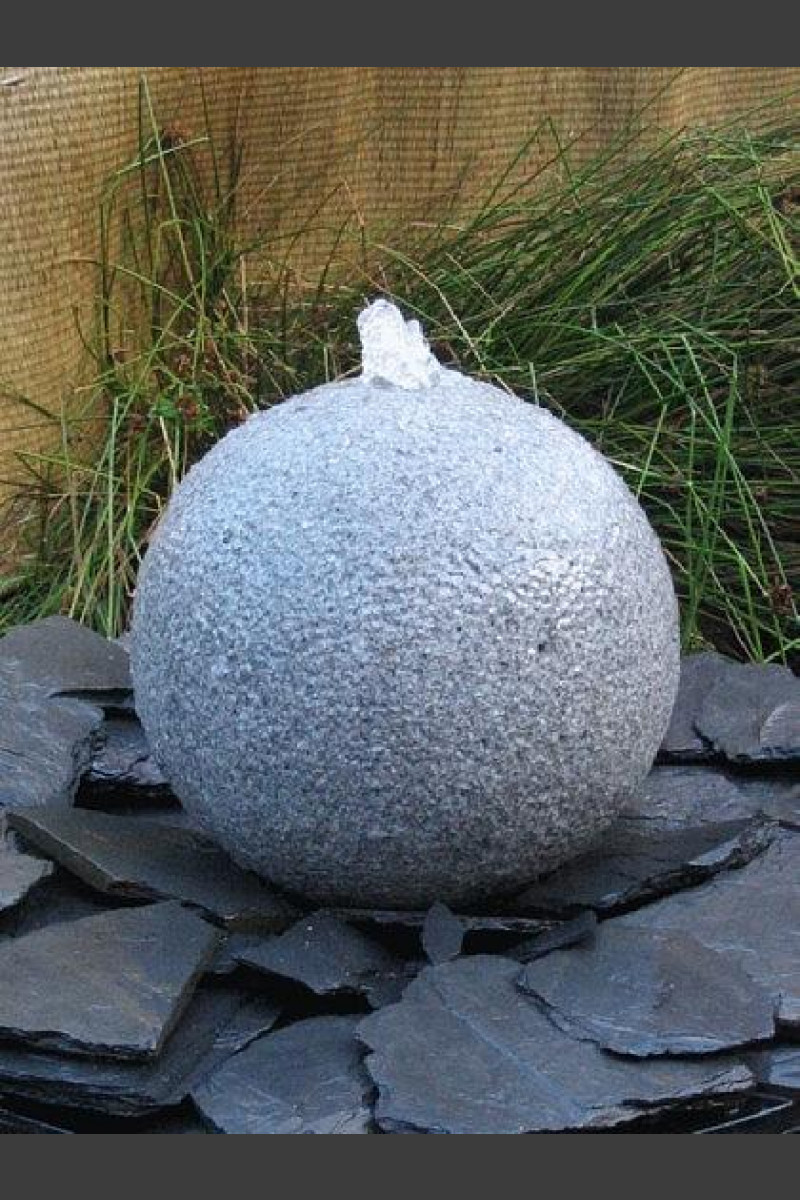 Granit Kugel Sprudelstein grau 40cm - Quellsteine - Quellstein