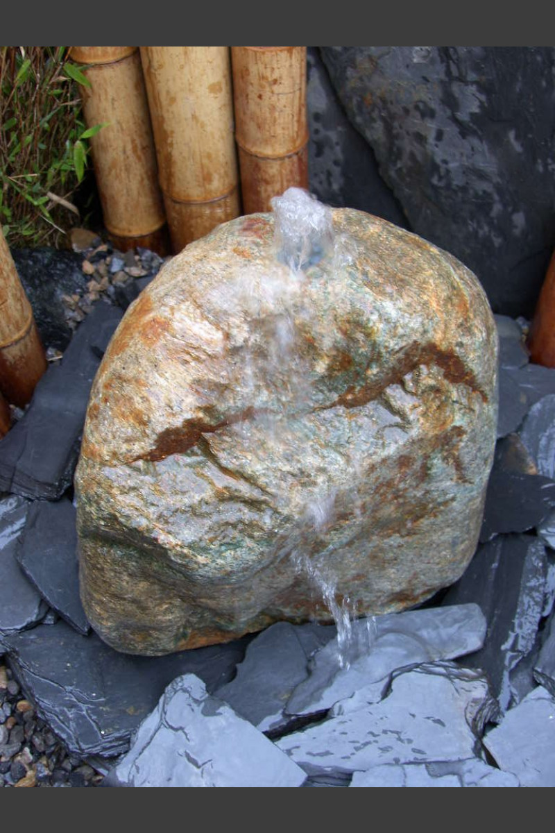 Findling Gartenbrunnen nordischer Granit 45cm Komplettset Brunnen