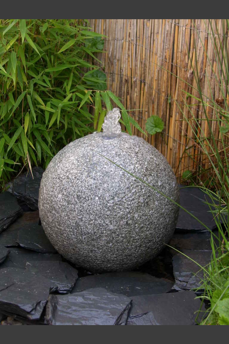 Granit Kugel Sprudelstein grau 30cm - Monolithique
