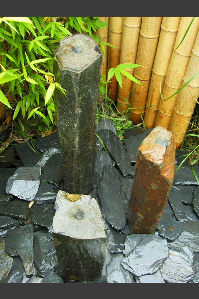 3er Gruppe Basaltsäulen Quellsteine 75cm Basalt Triolithen Säulen