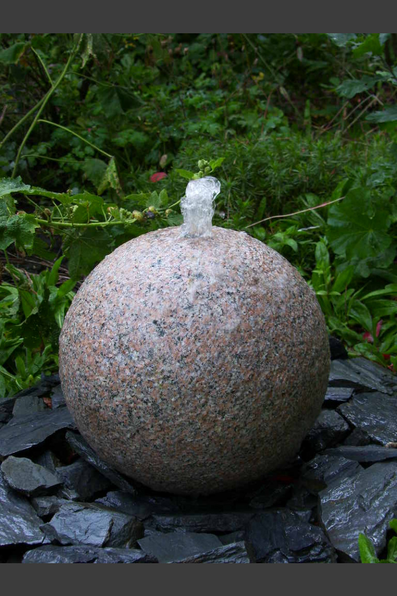 Granit Kugel Sprudelstein rot 40cm - Monolithique