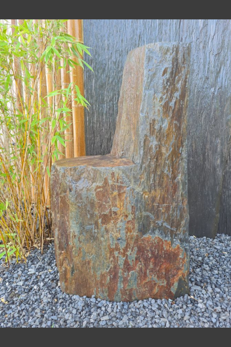Monolith graubrauner Schiefer Solitärstein Monolithique