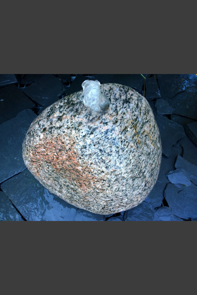 Findling Quellstein nordischer Granit 30cm Findlinge Felsen