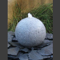 Granit Kugel Sprudelstein grau 40cm