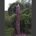 Schiefer Monolith Quellstein  rotbunt 300cm hoch