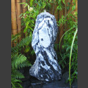 Quellstein Säule Marmor schwarzweiß 95cm