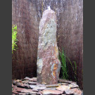 Schiefer Monolith Quellstein  rotbunt 120cm hoch
