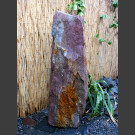 Menhir rot-bunter Schiefer 80cm