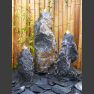 Belgisch Granit  Quellstein Triolithen 70cm