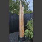 Monolith versteinerter Baumstamm 267cm hoch