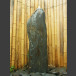 Schiefer Monolith Quellstein  graubraun 120cm hoch