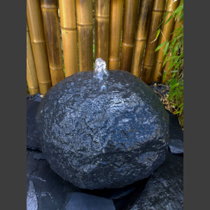 Findling Quellstein grauer Granit 45cm1