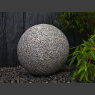 Boule en granite gris 30cm 