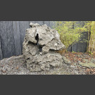 Roche Pierre bleu avec trou 1125kg