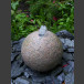 Boule de Fontaine en granite rouge 20cm