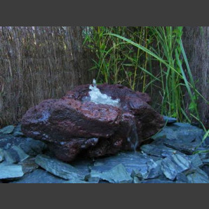 Quellstein Brunnen ausgehölte Lava 45cm1