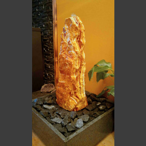 Zimmerbrunnen Onyx Monolith in 4eckigem Granitbecken