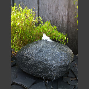 Findling Quellstein grauer Granit 45cm1