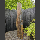 Monoliet van grijs-bruin Leisteen 221cm hoog