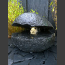 Bronsteen Compleetset Basalt oester met rotierende glas bal 